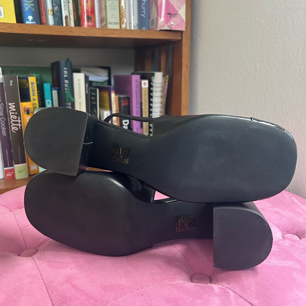 Jeffrey Campbell Glossy Black Maryjane Heels - Picture 5 of 13